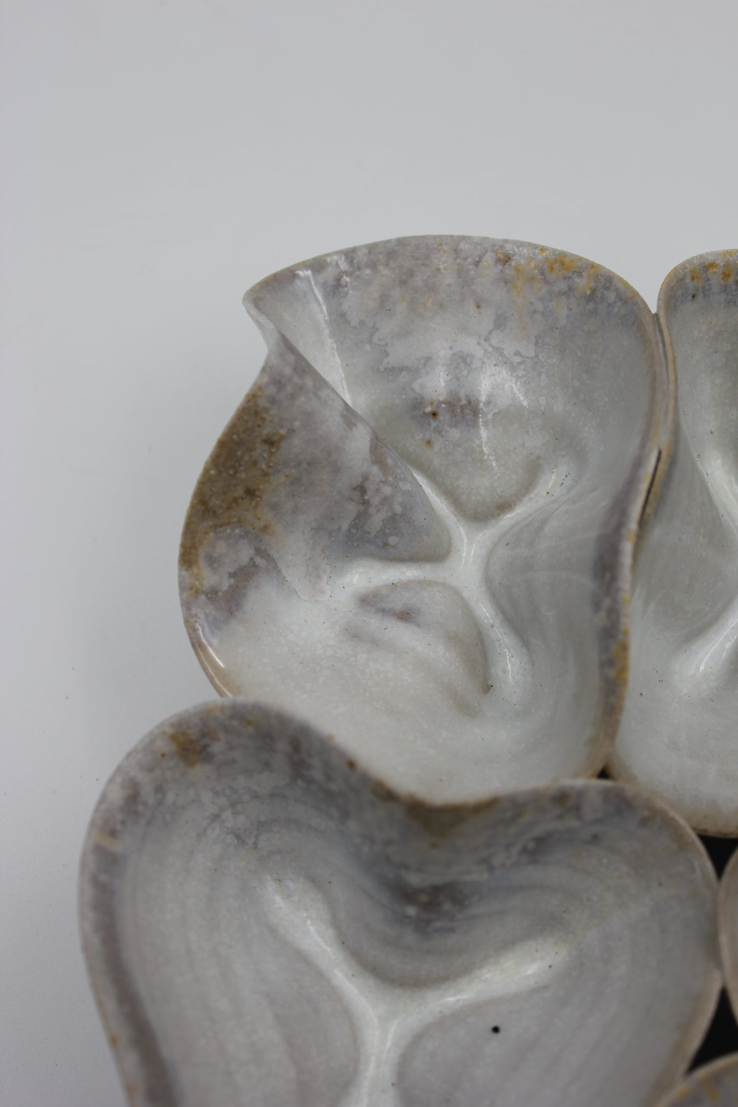 Vägghängd skulptur, Vanilj